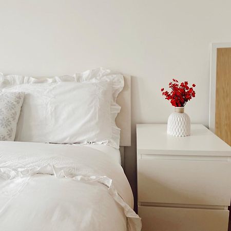En-Suite Room 5Mins From Tower Bridge Londen Buitenkant foto